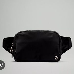 Lululemon crossbody everywhere bag.